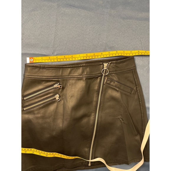 Express Size 4 Black Faux Leather Asymetrical Zip Front Mini Skirt - Picture 6 of 9